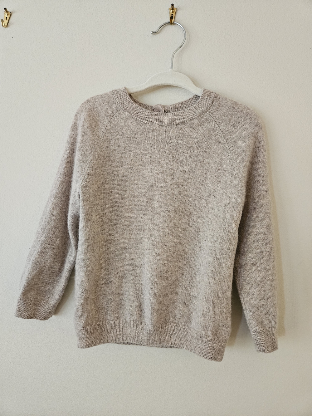 LIKE NEW - 100% Cashmere Kids Sweater